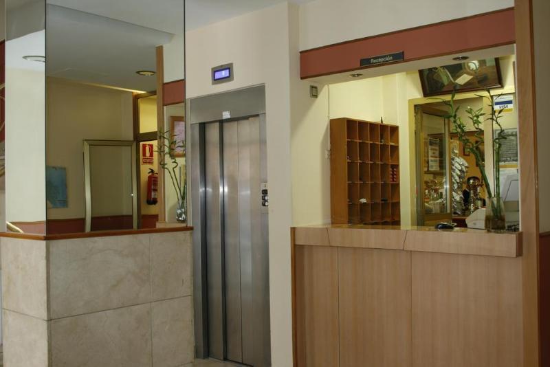 Hostal Liste Station A Coruña Eksteriør billede