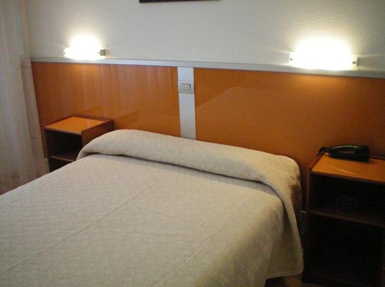 Hostal Liste Station A Coruña Værelse billede